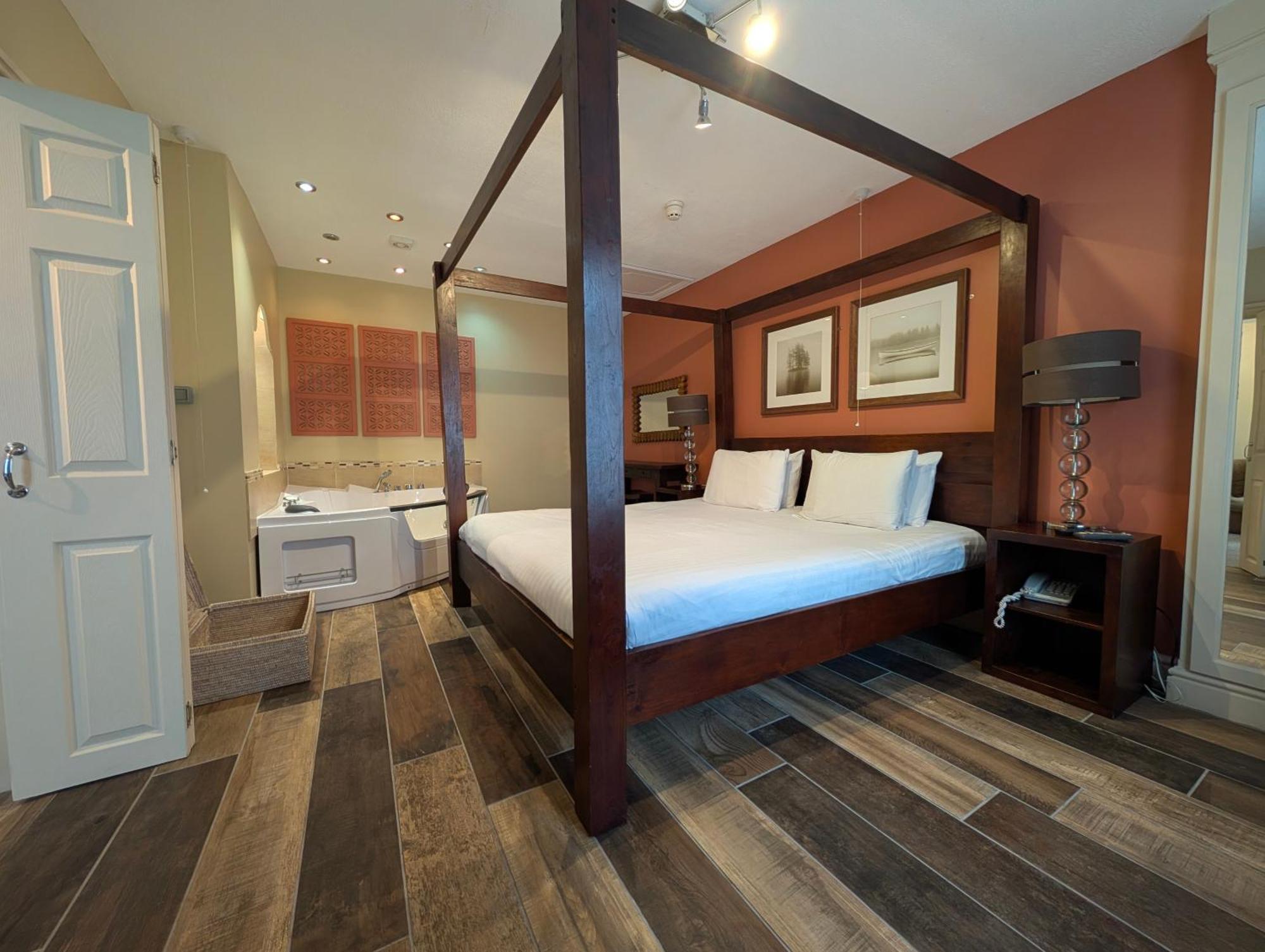 Oriel Hotel St Asaph Buitenkant foto