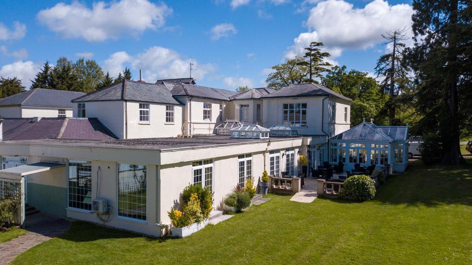 Oriel Hotel St Asaph Buitenkant foto