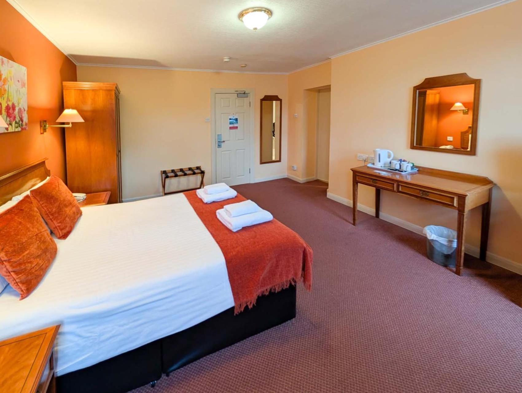 Oriel Hotel St Asaph Buitenkant foto