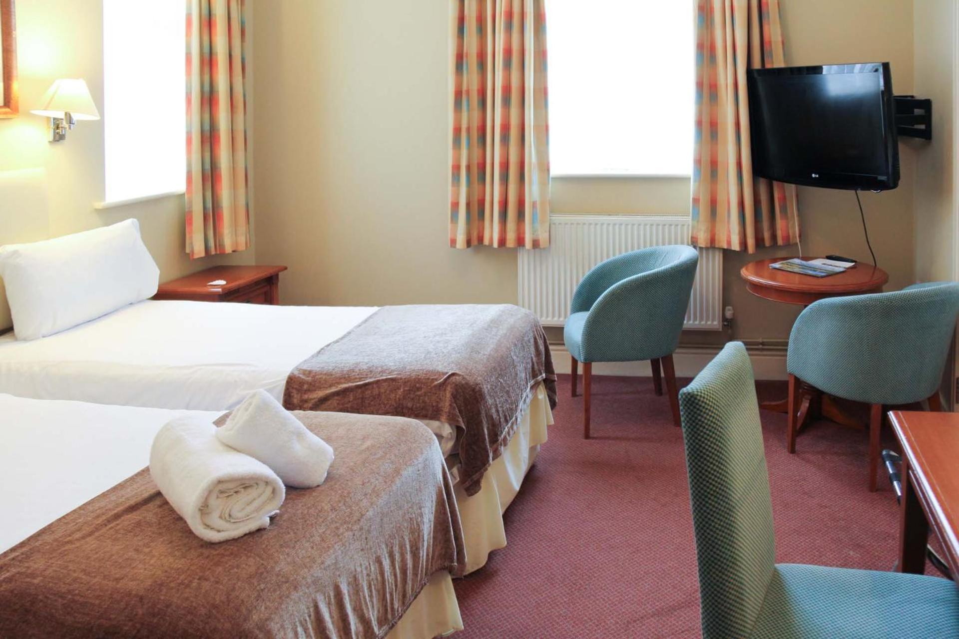 Oriel Hotel St Asaph Buitenkant foto