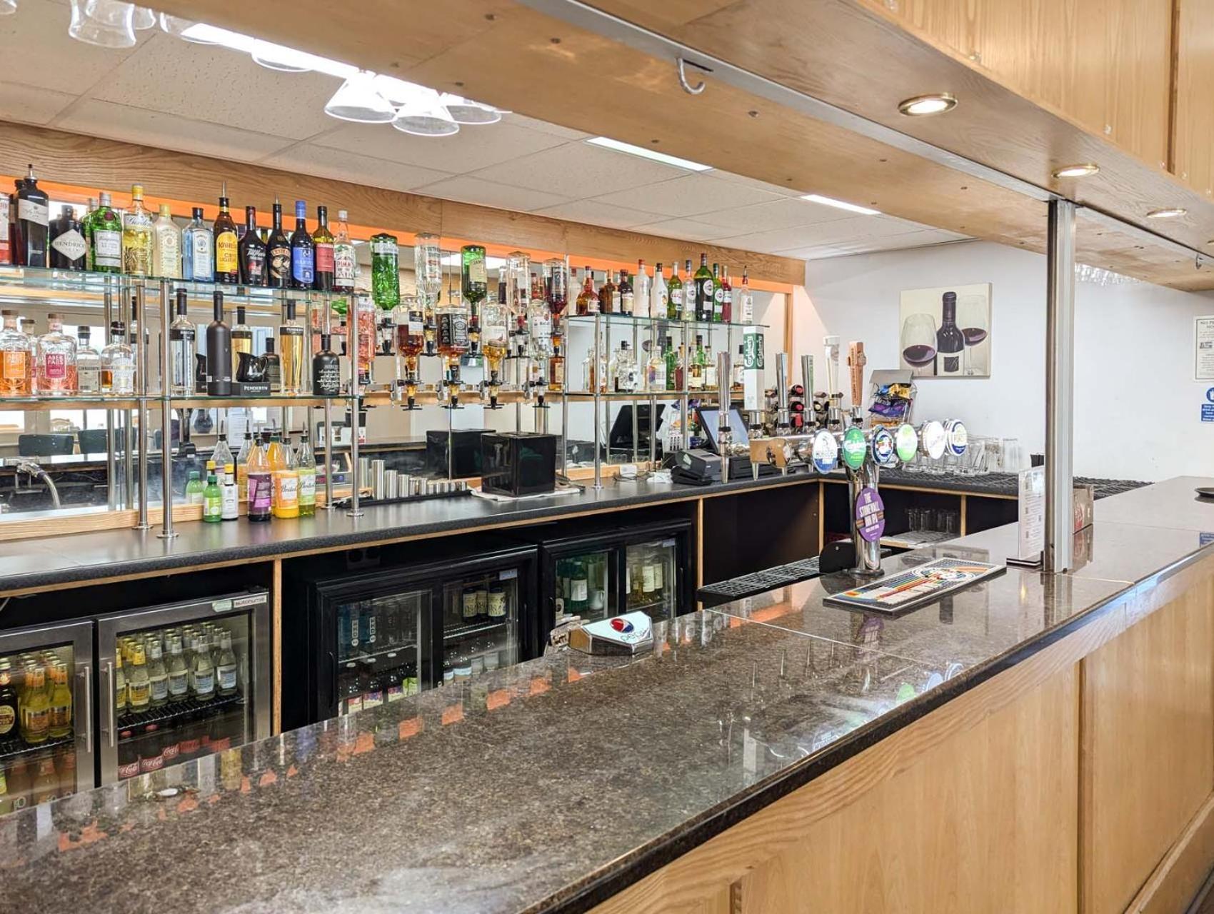 Oriel Hotel St Asaph Buitenkant foto
